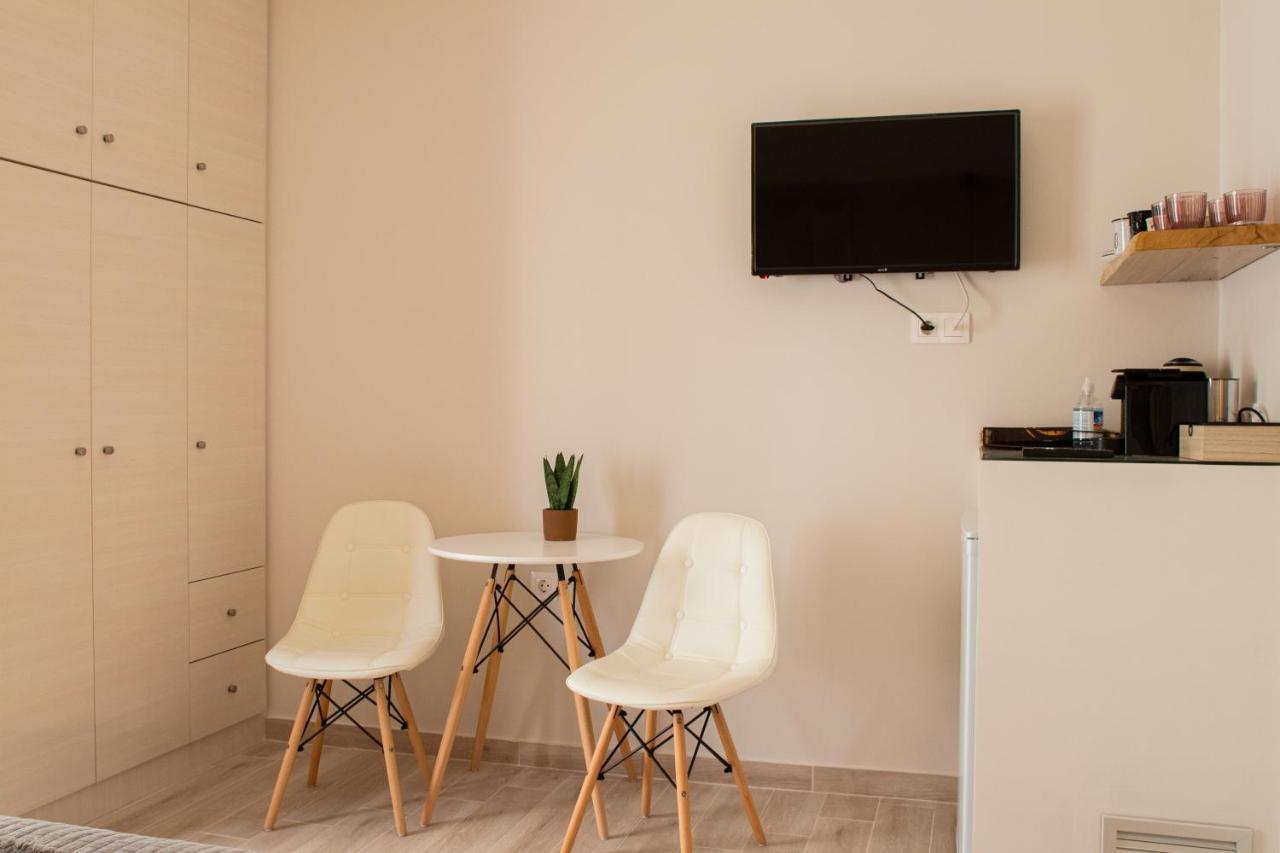 Langi Apartments Mesolóngion Екстериор снимка