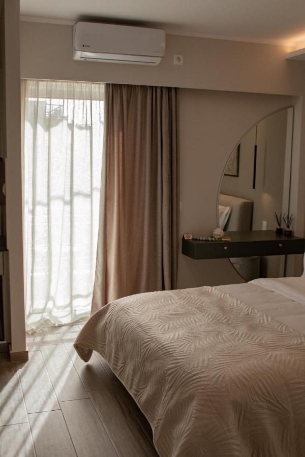 Langi Apartments Mesolóngion Екстериор снимка