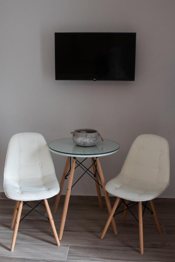 Langi Apartments Mesolóngion Екстериор снимка