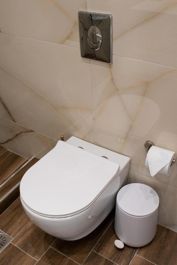 Langi Apartments Mesolóngion Екстериор снимка