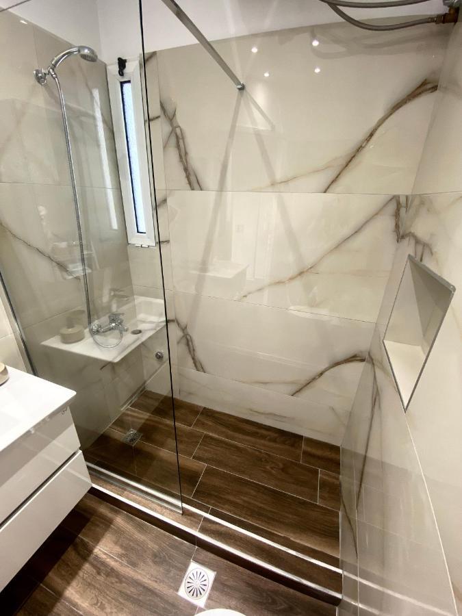Langi Apartments Mesolóngion Екстериор снимка
